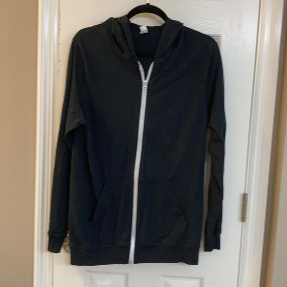 Fruit of the Loom Tops - Fruit of the Loom zipper jacket. T-SHIRT THICKNESS SZ Med